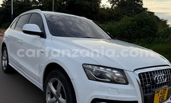 Nunua Ilio tumika Audi Q5 Nyeupe Gari ndani ya Dar es Salaam nchini Dar es Salaam Nunua Ilio tumika Audi Q5 Nyeupe Gari ndani ya Dar es Salaam nchini Dar es Salaam