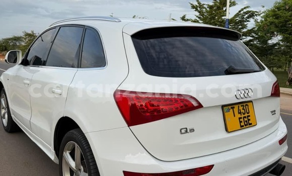 Nunua Ilio tumika Audi Q5 Nyeupe Gari ndani ya Dar es Salaam nchini Dar es Salaam Nunua Ilio tumika Audi Q5 Nyeupe Gari ndani ya Dar es Salaam nchini Dar es Salaam