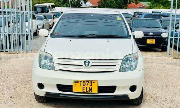 Nunua Ilio tumika Toyota IST Nyeupe Gari ndani ya Mwanza nchini Mwanza Nunua Ilio tumika Toyota IST Nyeupe Gari ndani ya Mwanza nchini Mwanza