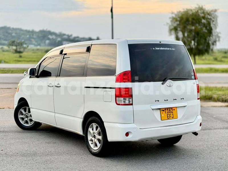 Big with watermark toyota noah mwanza mwanza 31645