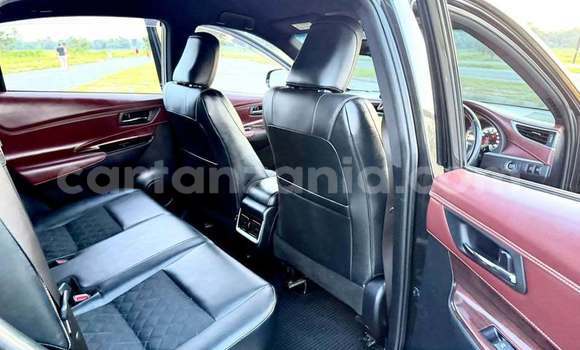 Nunua Ilio tumika Toyota Harrier Nyeusi Gari ndani ya Mwanza nchini Mwanza Nunua Ilio tumika Toyota Harrier Nyeusi Gari ndani ya Mwanza nchini Mwanza