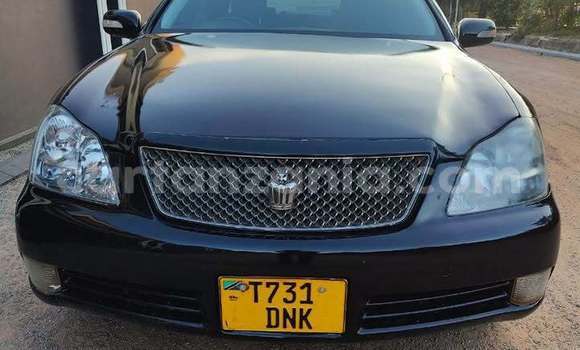 Nunua Ilio tumika Toyota Crown Nyeusi Gari ndani ya Mwanza nchini Mwanza Nunua Ilio tumika Toyota Crown Nyeusi Gari ndani ya Mwanza nchini Mwanza