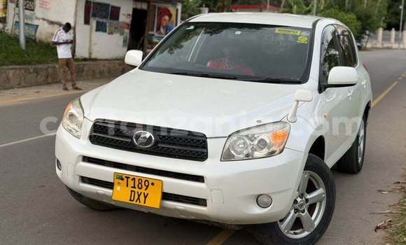 Nunua Ilio tumika Toyota RAV4 Nyeupe Gari ndani ya Mwanza nchini Mwanza Nunua Ilio tumika Toyota RAV4 Nyeupe Gari ndani ya Mwanza nchini Mwanza