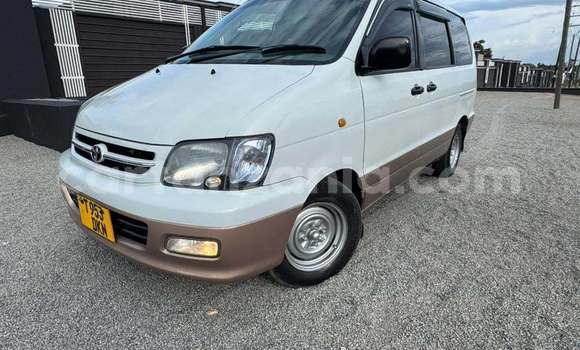 Nunua Ilio tumika Toyota Noah Nyeupe Gari ndani ya Mwanza nchini Mwanza Nunua Ilio tumika Toyota Noah Nyeupe Gari ndani ya Mwanza nchini Mwanza
