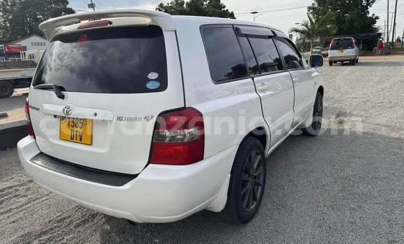 Nunua Ilio tumika Toyota Kluger Nyeupe Gari ndani ya Mwanza nchini Mwanza Nunua Ilio tumika Toyota Kluger Nyeupe Gari ndani ya Mwanza nchini Mwanza
