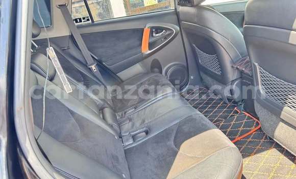 Nunua Ilio tumika Toyota Vanguard Nyeusi Gari ndani ya Mwanza nchini Mwanza Nunua Ilio tumika Toyota Vanguard Nyeusi Gari ndani ya Mwanza nchini Mwanza