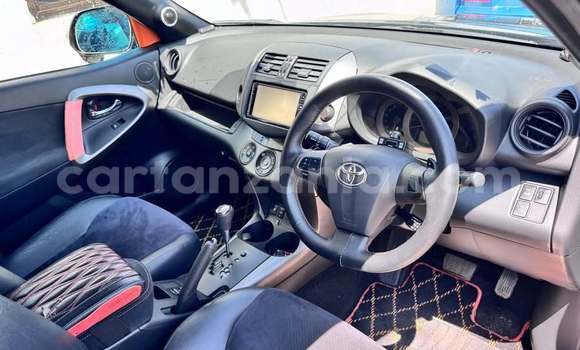 Nunua Ilio tumika Toyota Vanguard Nyeusi Gari ndani ya Mwanza nchini Mwanza Nunua Ilio tumika Toyota Vanguard Nyeusi Gari ndani ya Mwanza nchini Mwanza