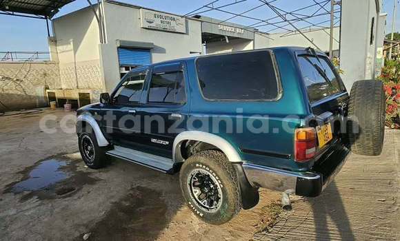 Nunua Ilio tumika Toyota Hilux Surf Bluu Gari ndani ya Mwanza nchini Mwanza Nunua Ilio tumika Toyota Hilux Surf Bluu Gari ndani ya Mwanza nchini Mwanza