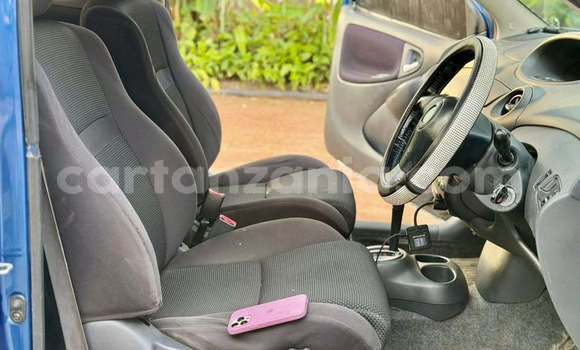 Nunua Ilio tumika Toyota Vitz Bluu Gari ndani ya Mwanza nchini Mwanza Nunua Ilio tumika Toyota Vitz Bluu Gari ndani ya Mwanza nchini Mwanza