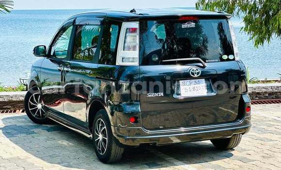 Buy Used Toyota Sienta Black Car in Mwanza in Mwanza Buy Used Toyota Sienta Black Car in Mwanza in Mwanza