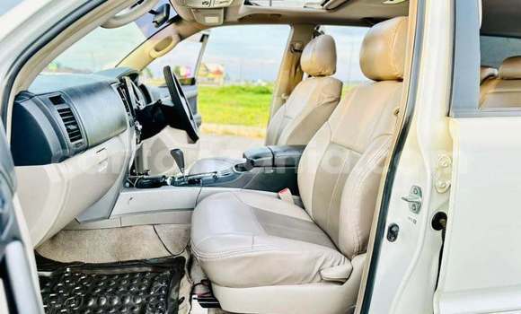 Nunua Ilio tumika Toyota Surf Nyeupe Gari ndani ya Mwanza nchini Mwanza Nunua Ilio tumika Toyota Surf Nyeupe Gari ndani ya Mwanza nchini Mwanza