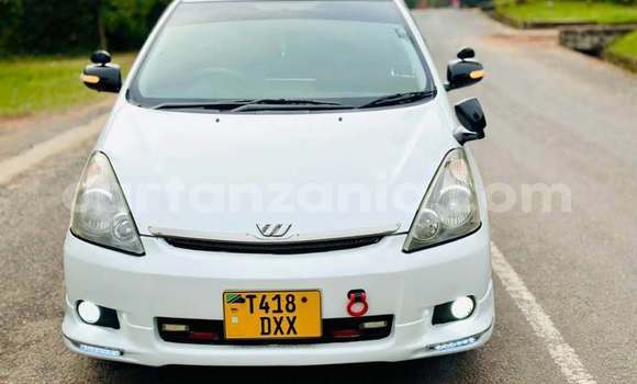 Nunua Ilio tumika Toyota Wish Nyeupe Gari ndani ya Mwanza nchini Mwanza