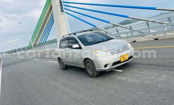 Nunua Ilio tumika Toyota Raum Nyingine Gari ndani ya Mwanza nchini Mwanza