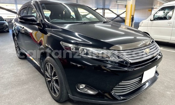 Nunua Imported Toyota Harrier Nyeusi Gari ndani ya Dar es Salaam nchini Dar es Salaam Nunua Imported Toyota Harrier Nyeusi Gari ndani ya Dar es Salaam nchini Dar es Salaam