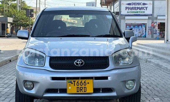 Buy Used Toyota RAV4 Silver Car in Dar es Salaam in Dar es Salaam
