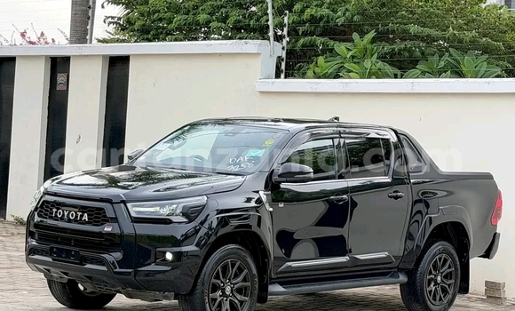 Buy Used Toyota Hilux Black Car in Biharamulo in Kagera