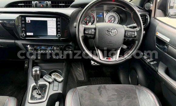 Buy Used Toyota Hilux Black Car in Biharamulo in Kagera Buy Used Toyota Hilux Black Car in Biharamulo in Kagera