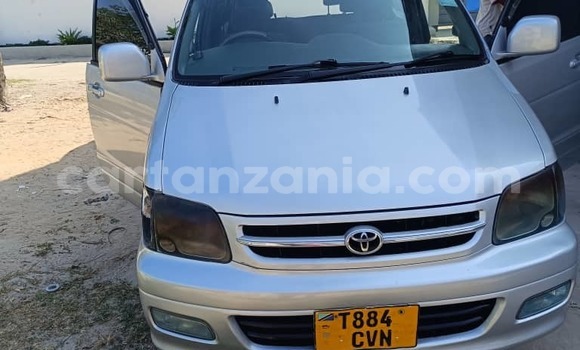Buy Used Toyota Noah Silver Car in Dar es Salaam in Dar es Salaam