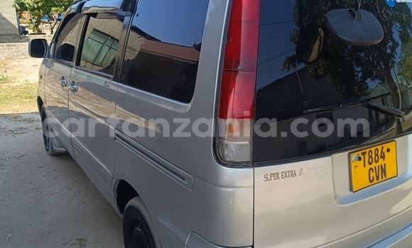 Nunua Ilio tumika Toyota Noah Fedha Gari ndani ya Dar es Salaam nchini Dar es Salaam Nunua Ilio tumika Toyota Noah Fedha Gari ndani ya Dar es Salaam nchini Dar es Salaam