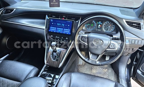 Nunua Ilio tumika Toyota Harrier Nyeusi Gari ndani ya Dar es Salaam nchini Dar es Salaam Nunua Ilio tumika Toyota Harrier Nyeusi Gari ndani ya Dar es Salaam nchini Dar es Salaam
