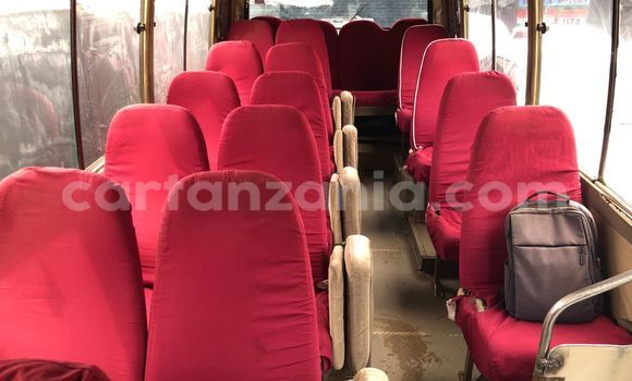Nunua Ilio tumika Toyota Coaster Nyingine Gari ndani ya Dar es Salaam nchini Dar es Salaam Nunua Ilio tumika Toyota Coaster Nyingine Gari ndani ya Dar es Salaam nchini Dar es Salaam