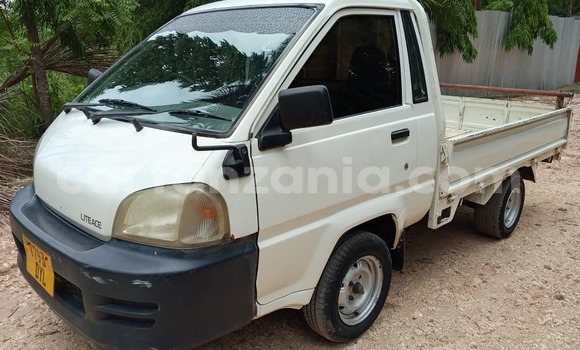 Nunua Ilio tumika Toyota Town Ace Nyeupe Gari ndani ya Dar es Salaam nchini Dar es Salaam Nunua Ilio tumika Toyota Town Ace Nyeupe Gari ndani ya Dar es Salaam nchini Dar es Salaam