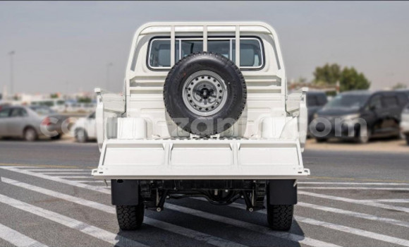 Buy Used Toyota Land Cruiser White Car in Dar es Salaam in Dar es Salaam Buy Used Toyota Land Cruiser White Car in Dar es Salaam in Dar es Salaam