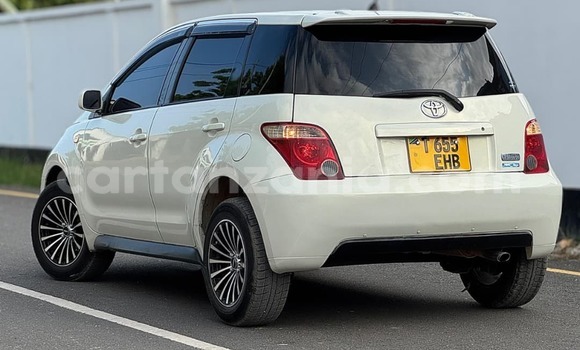 Nunua Ilio tumika Toyota IST Nyeupe Gari ndani ya Dar es Salaam nchini Dar es Salaam Nunua Ilio tumika Toyota IST Nyeupe Gari ndani ya Dar es Salaam nchini Dar es Salaam