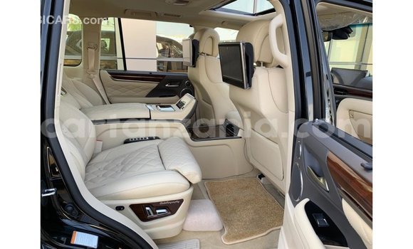 Nunua Imported Lexus LX Nyeusi Gari ndani ya Import - Dubai nchini Arusha Nunua Imported Lexus LX Nyeusi Gari ndani ya Import - Dubai nchini Arusha