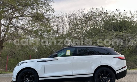 Buy Import Land Rover Range Rover Velar White Car in Dar es Salaam in Dar es Salaam Buy Import Land Rover Range Rover Velar White Car in Dar es Salaam in Dar es Salaam