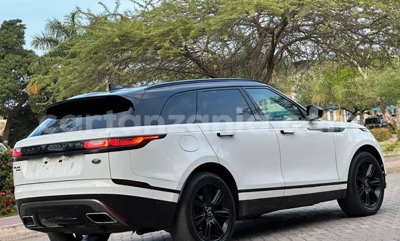 Buy Import Land Rover Range Rover Velar White Car in Dar es Salaam in Dar es Salaam Buy Import Land Rover Range Rover Velar White Car in Dar es Salaam in Dar es Salaam