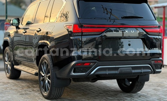 Nunua Imported Lexus LX Nyeusi Gari ndani ya Dar es Salaam nchini Dar es Salaam Nunua Imported Lexus LX Nyeusi Gari ndani ya Dar es Salaam nchini Dar es Salaam