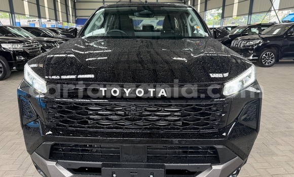 Nunua Imported Toyota Hilux Nyeusi Gari ndani ya Dar es Salaam nchini Dar es Salaam