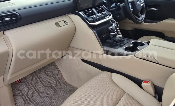Buy Import Toyota Land Cruiser Black Car in Dar es Salaam in Dar es Salaam Buy Import Toyota Land Cruiser Black Car in Dar es Salaam in Dar es Salaam