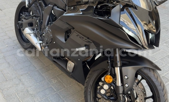 Buy Used Yamaha YZF Black Bike in Arusha in Arusha