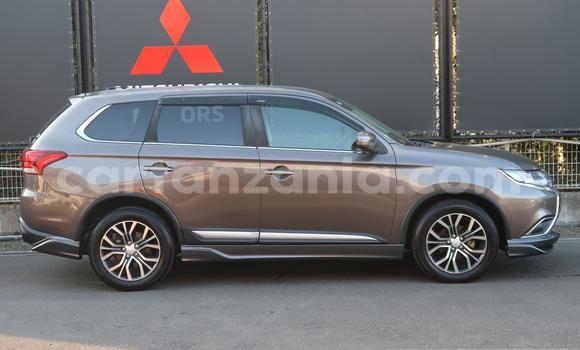 Nunua Imported Mitsubishi Outlander Brown Gari ndani ya Dar es Salaam nchini Dar es Salaam Nunua Imported Mitsubishi Outlander Brown Gari ndani ya Dar es Salaam nchini Dar es Salaam