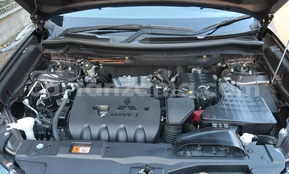 Nunua Imported Mitsubishi Outlander Brown Gari ndani ya Dar es Salaam nchini Dar es Salaam Nunua Imported Mitsubishi Outlander Brown Gari ndani ya Dar es Salaam nchini Dar es Salaam