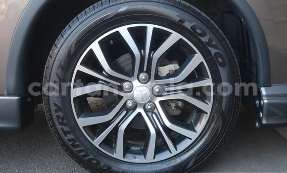 Nunua Imported Mitsubishi Outlander Brown Gari ndani ya Dar es Salaam nchini Dar es Salaam Nunua Imported Mitsubishi Outlander Brown Gari ndani ya Dar es Salaam nchini Dar es Salaam