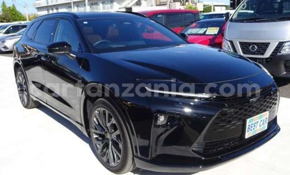 Buy Import Toyota Crown Black Car in Dar es Salaam in Dar es Salaam