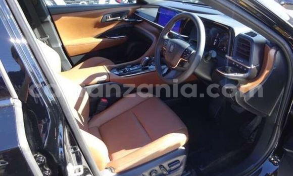 Buy Import Toyota Crown Black Car in Dar es Salaam in Dar es Salaam Buy Import Toyota Crown Black Car in Dar es Salaam in Dar es Salaam