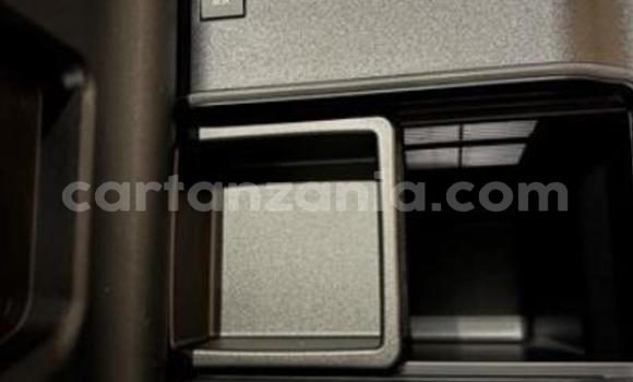 Nunua Imported Toyota Land Cruiser Nyeusi Gari ndani ya Dar es Salaam nchini Dar es Salaam Nunua Imported Toyota Land Cruiser Nyeusi Gari ndani ya Dar es Salaam nchini Dar es Salaam