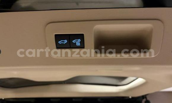 Nunua Imported Toyota Land Cruiser Nyeusi Gari ndani ya Dar es Salaam nchini Dar es Salaam Nunua Imported Toyota Land Cruiser Nyeusi Gari ndani ya Dar es Salaam nchini Dar es Salaam