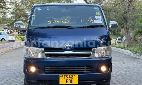 Buy Used Toyota Hiace Blue Car in Dar es Salaam in Dar es Salaam
