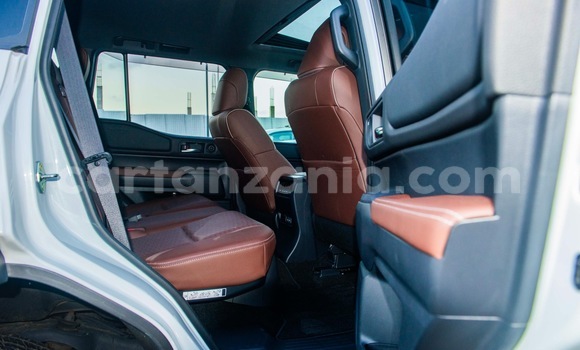 Buy Import Toyota Land Cruiser Prado White Car in Dar es Salaam in Dar es Salaam Buy Import Toyota Land Cruiser Prado White Car in Dar es Salaam in Dar es Salaam