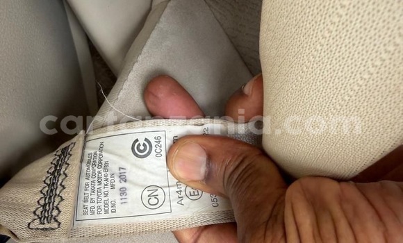 Buy Used Toyota Land Cruiser Prado White Car in Dar es Salaam in Dar es Salaam Buy Used Toyota Land Cruiser Prado White Car in Dar es Salaam in Dar es Salaam