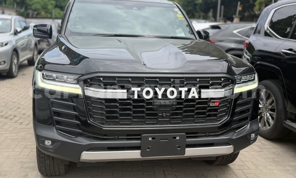 Buy Import Toyota Land Cruiser Black Car in Dar es Salaam in Dar es Salaam