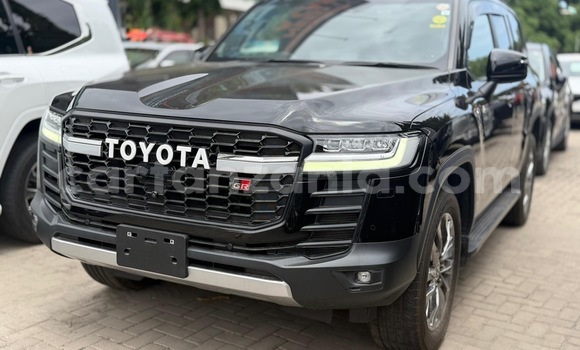 Buy Import Toyota Land Cruiser Black Car in Dar es Salaam in Dar es Salaam Buy Import Toyota Land Cruiser Black Car in Dar es Salaam in Dar es Salaam