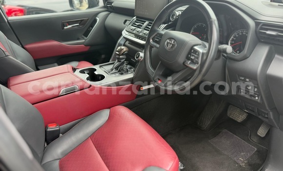 Buy Import Toyota Land Cruiser Black Car in Dar es Salaam in Dar es Salaam Buy Import Toyota Land Cruiser Black Car in Dar es Salaam in Dar es Salaam