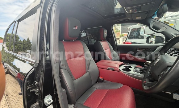 Buy Import Toyota Land Cruiser Black Car in Dar es Salaam in Dar es Salaam Buy Import Toyota Land Cruiser Black Car in Dar es Salaam in Dar es Salaam