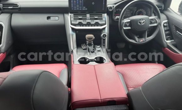 Buy Import Toyota Land Cruiser Black Car in Dar es Salaam in Dar es Salaam Buy Import Toyota Land Cruiser Black Car in Dar es Salaam in Dar es Salaam